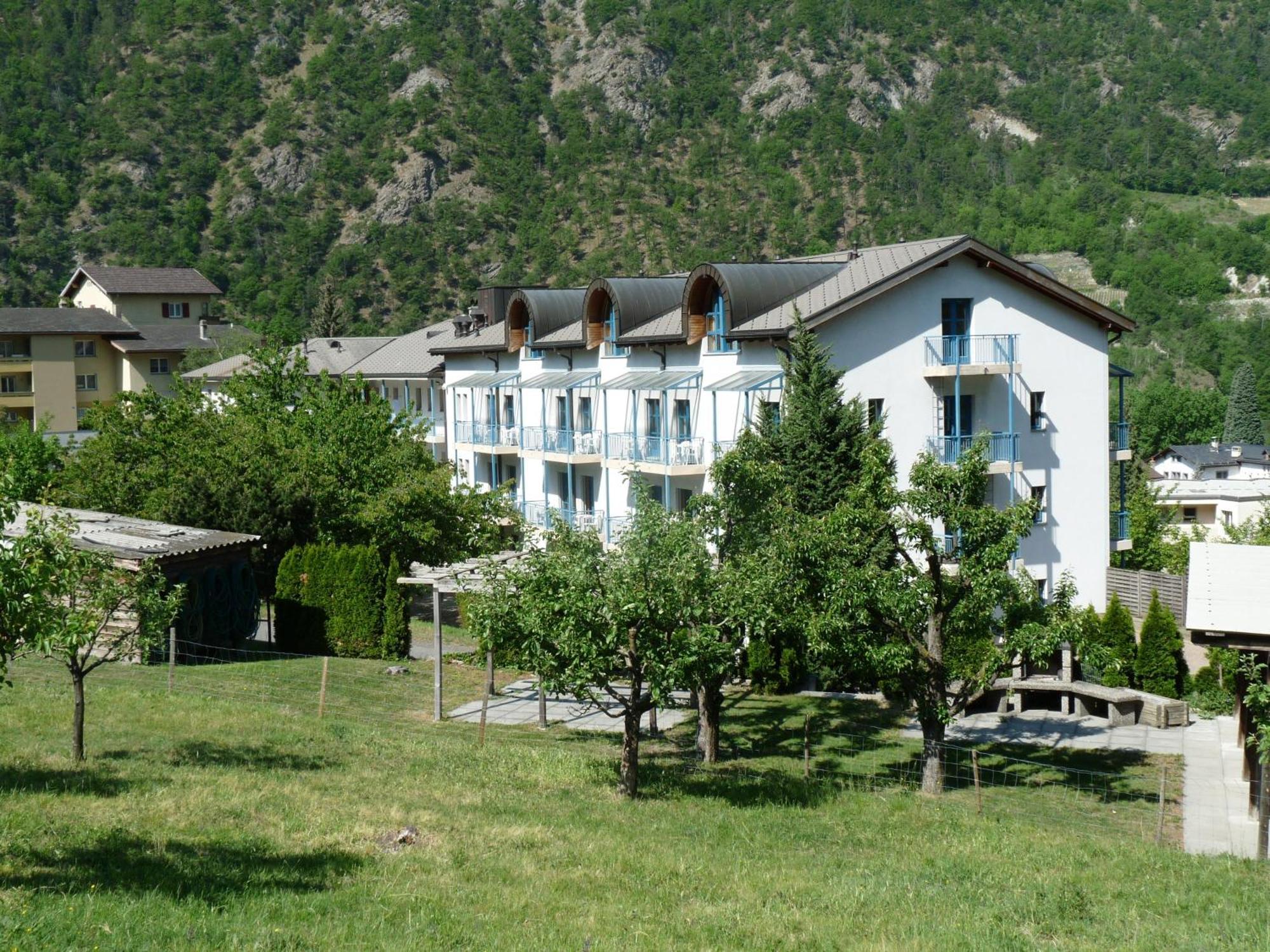 Hotel & Bildungshaus St. Jodern Visp Eksteriør bilde