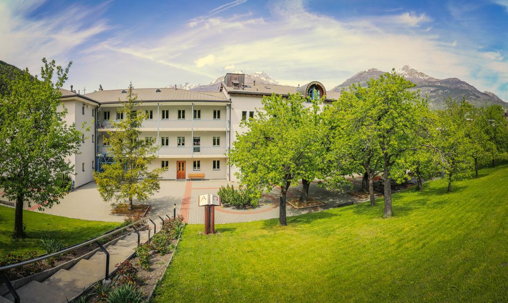 Hotel & Bildungshaus St. Jodern Visp Eksteriør bilde